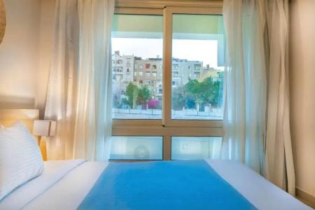 Redcon Suites - 12