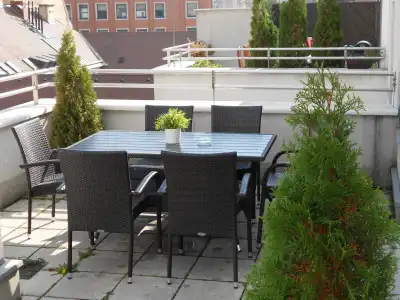 Trendy Deluxe Apartments - 10