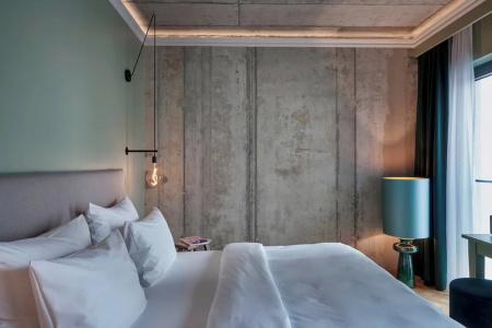Gekko House, Frankfurt, a Tribute Portfolio - 91