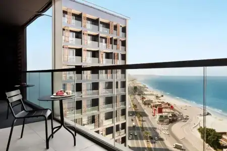 Wyndham Garden Ajman Corniche - 15