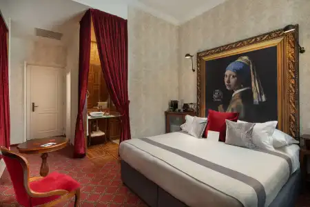 Mystery Budapest, Preferreds & Resorts - 55