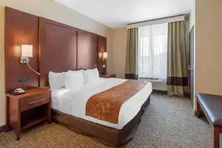 MainStay Suites Denver International Airport - 25