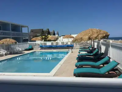 Ocean Surf Resort - 11