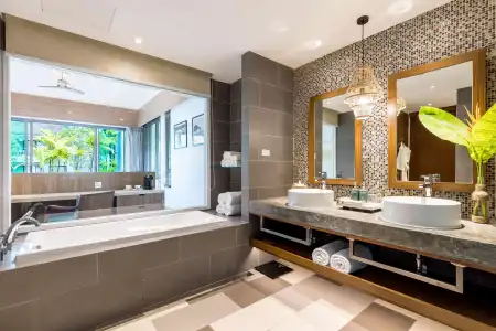 Outrigger Khao Lak Beach Resort - 11