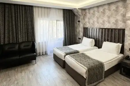 Ankara Royal - 82