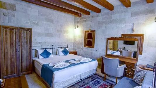 Elegance Cave Suites - 17
