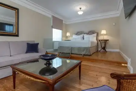 Noble Suites - 35