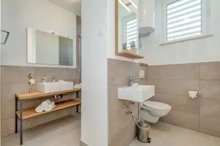 Bretia Apartments - 72