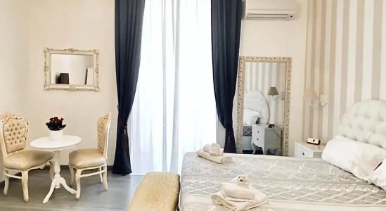 Palazzo Chiatamone - 25