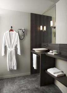 B&B Home Lyon Centre Berthelot - 43