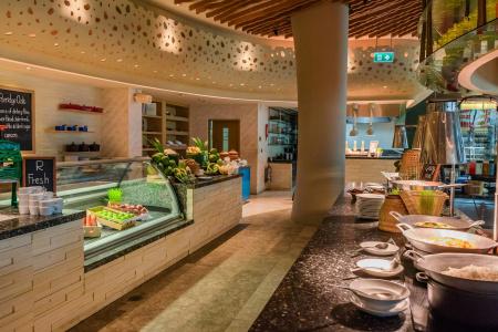 Renaissance Phuket Resort & Spa - 11