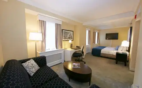 Warwick Allerton - Chicago - 5