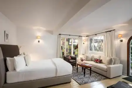 The Charlie - 8
