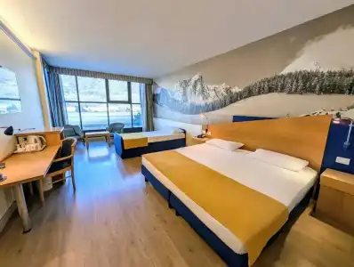 Express Aosta East - 83