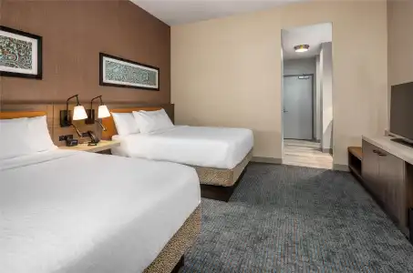 Hilton Garden Inn Chicago Central Loop - 25