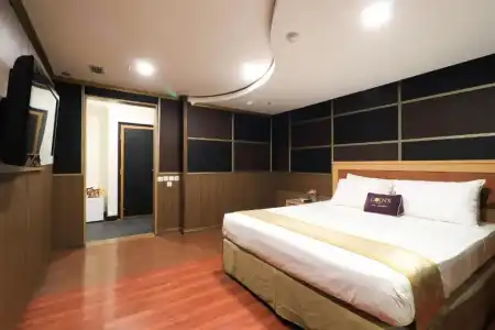 Coin's Jakarta - 31