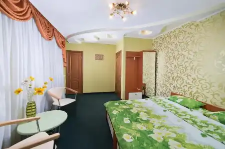 Hottey - 1