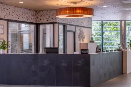 Spark By Hilton Lyon Ouest - 1