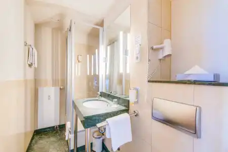 Come Inn Berlin Kurfürstendamm - 9