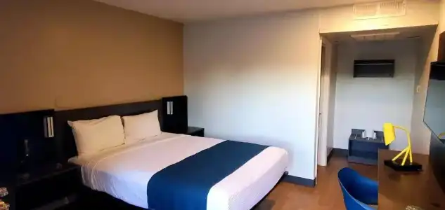 Motel 6 Palmdale, CA - 35