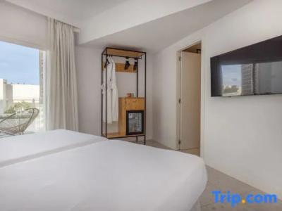 HM Ayron Park – Adults Only - 82