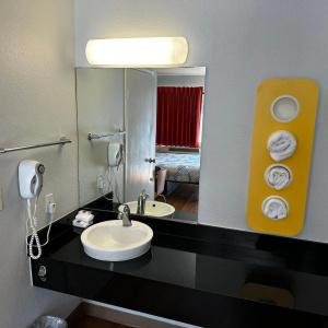 Motel 6 San Diego, CA - Circle - Mission Valley - 30