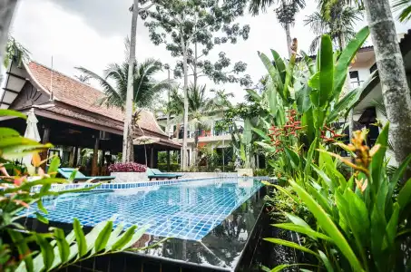 Cocoville Phuket Resort - 11
