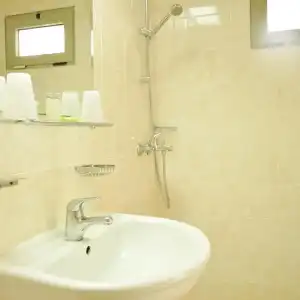 Nona - 21