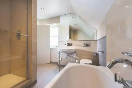 The Wellington - 27