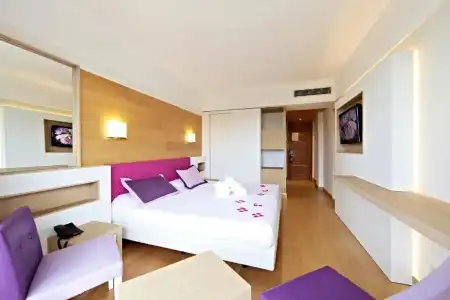 & Spa S'entrador Playa - 81