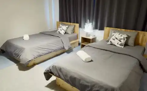 24 Poshtel Salaya - 5