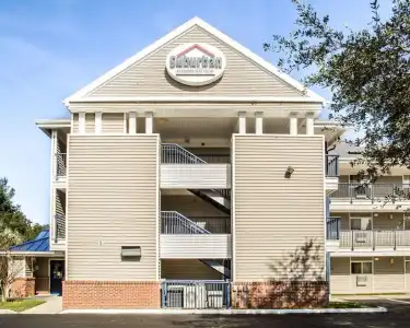Birch Hill Suites - Lakeland - 28