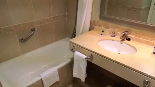 Ona Marinas de Nerja Spa Resort - 8