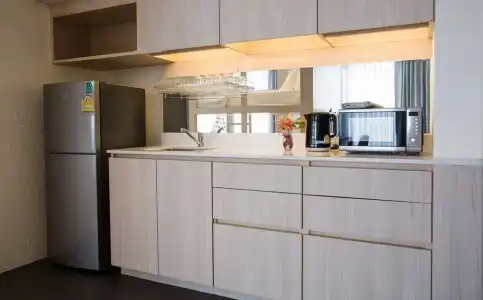 Balcony Seaside Sriracha & Serviced Apartments (SHA Extra Plus) - 210
