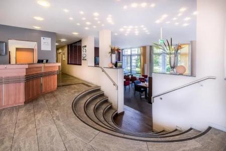 Holiday Inn - the niu, BLADE SOLINGEN by IHG - 1