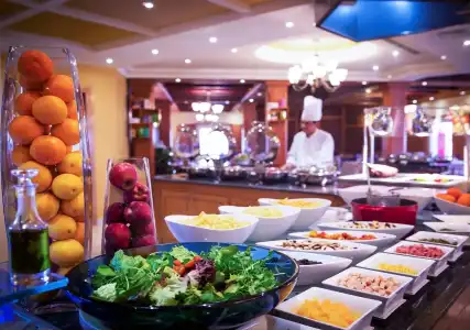 Mövenpick Doha - 12