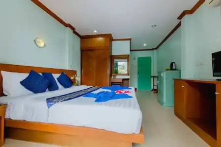 RK Guesthouse - 39
