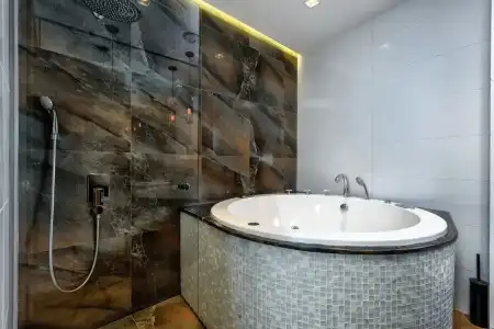 One Luxury Suites - 117