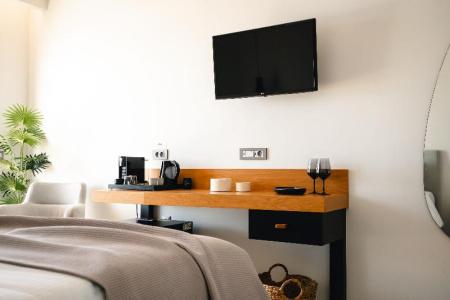 Batis Aero Beachfront Wellbeing - 51