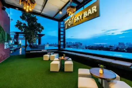 SureStay Plus by Best Western T Pattaya - 39