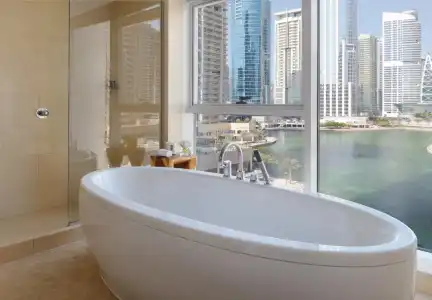 Mövenpick Jumeirah Lakes Towers - 24