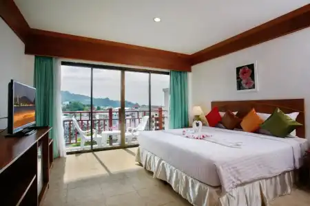 Jiraporn Hill Resort - 34
