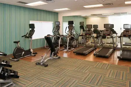 Holiday Inn Express & Suites Denver - Aurora Medical Campus by IHG - 37