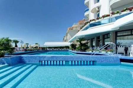 Cavalieri Palace - 29