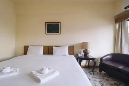 Nonthaburi Palace - 6