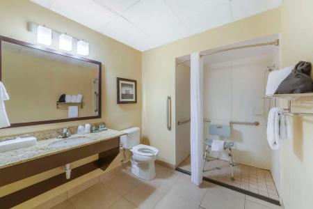 Best Western Naples Plaza - 9