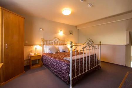 Balmoral Lodge Motel - 1