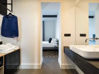 Habitat Boutique - 81
