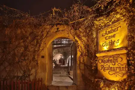 Amber Cave Suites - 0