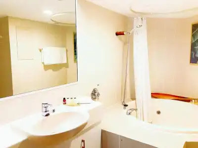 181 The Esplanade - 118